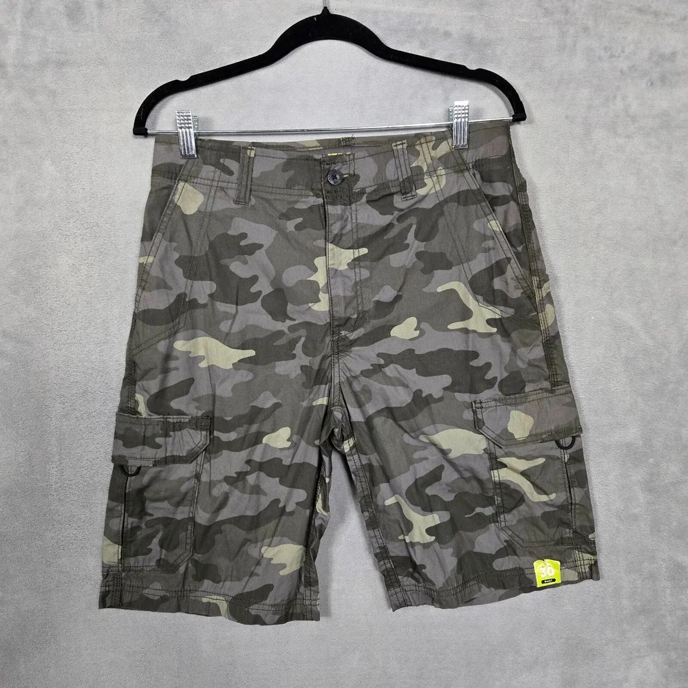 Lee Cargo Shorts Mens 30 Camo Extreme Motion Stretch Outdoor‎ NEW
